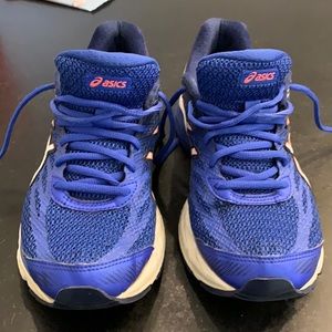 ASICS athletic shoes women size 8.5